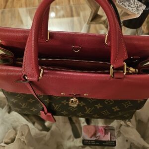 Louis Vuitton Red and Brown Monogram Women's Bag